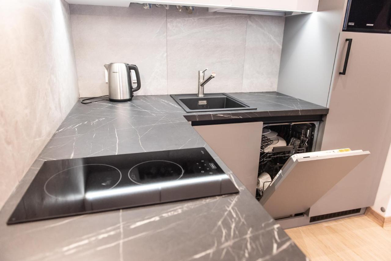 Dream Life Apartment Lviv Ngoại thất bức ảnh